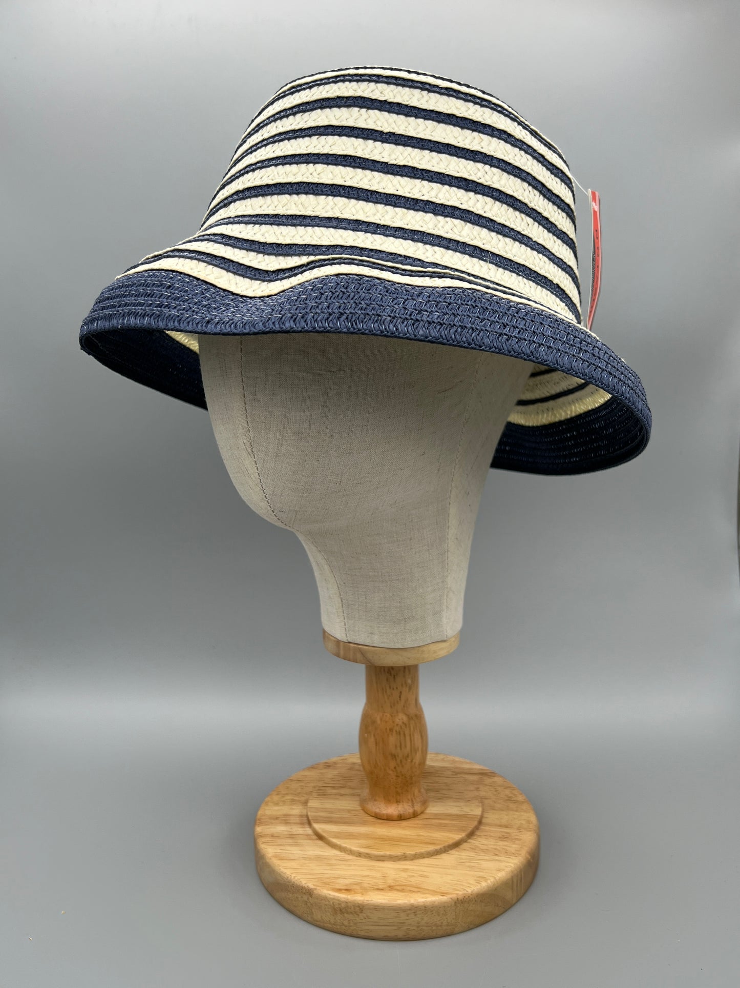 Hat DP-21