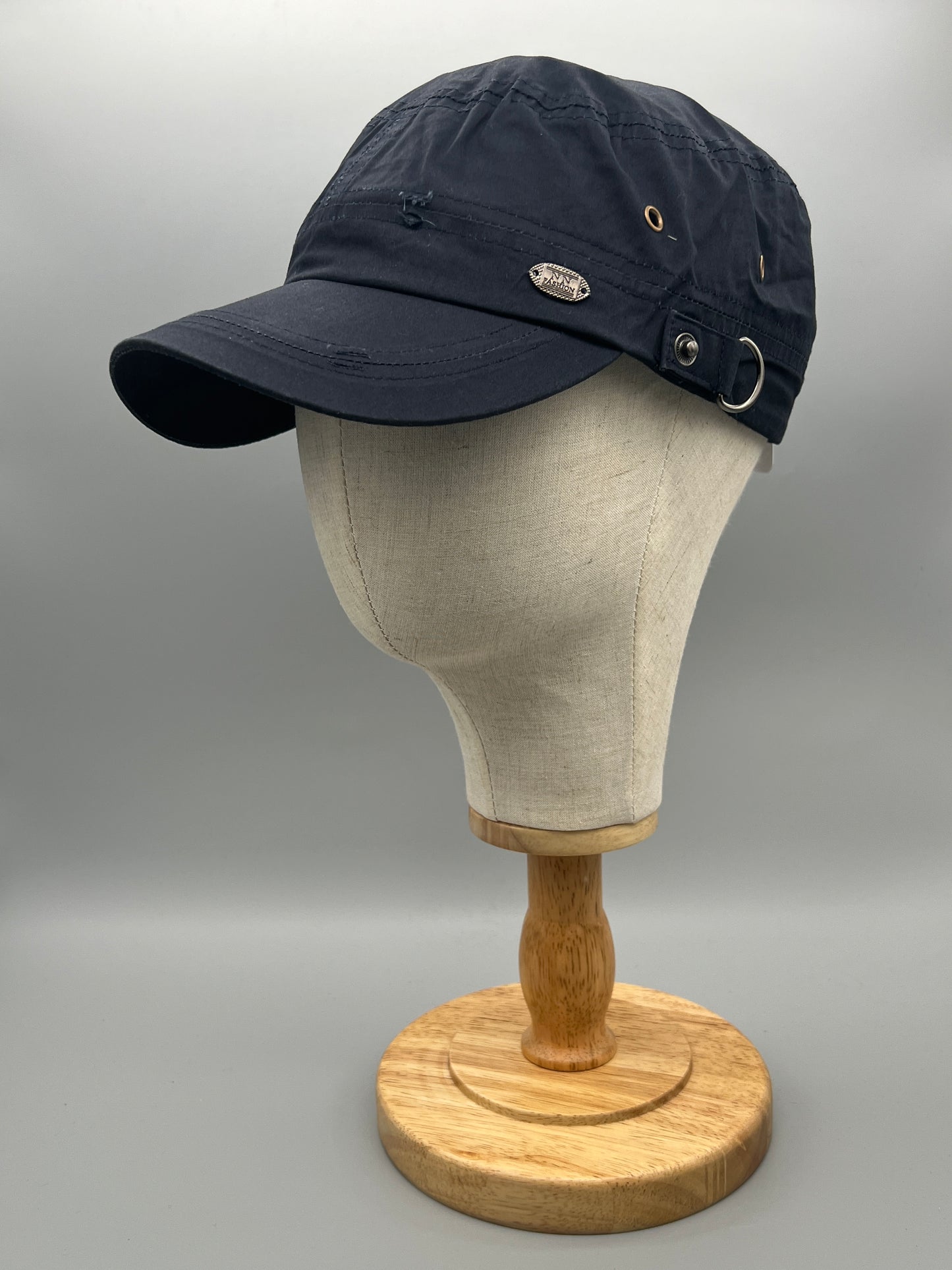 Military Cap für Herren & Damen – Vintage Army-Mütze mit Metall-Details – Baumwoll-Cap verstellbar – Schwarz  - PS-89S