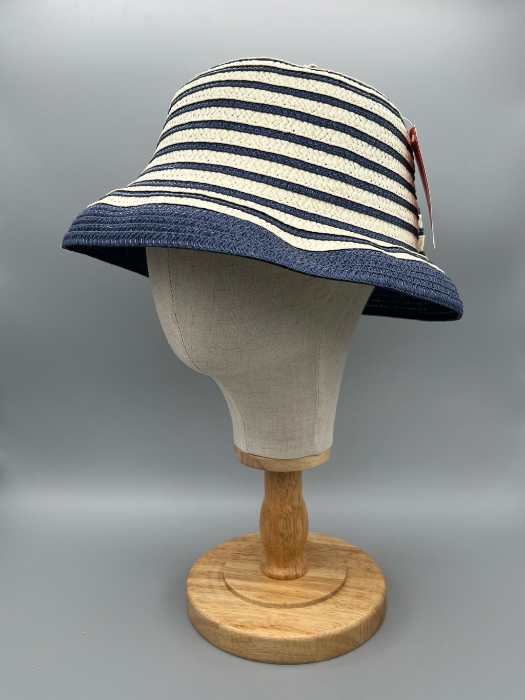 Hat DP-21