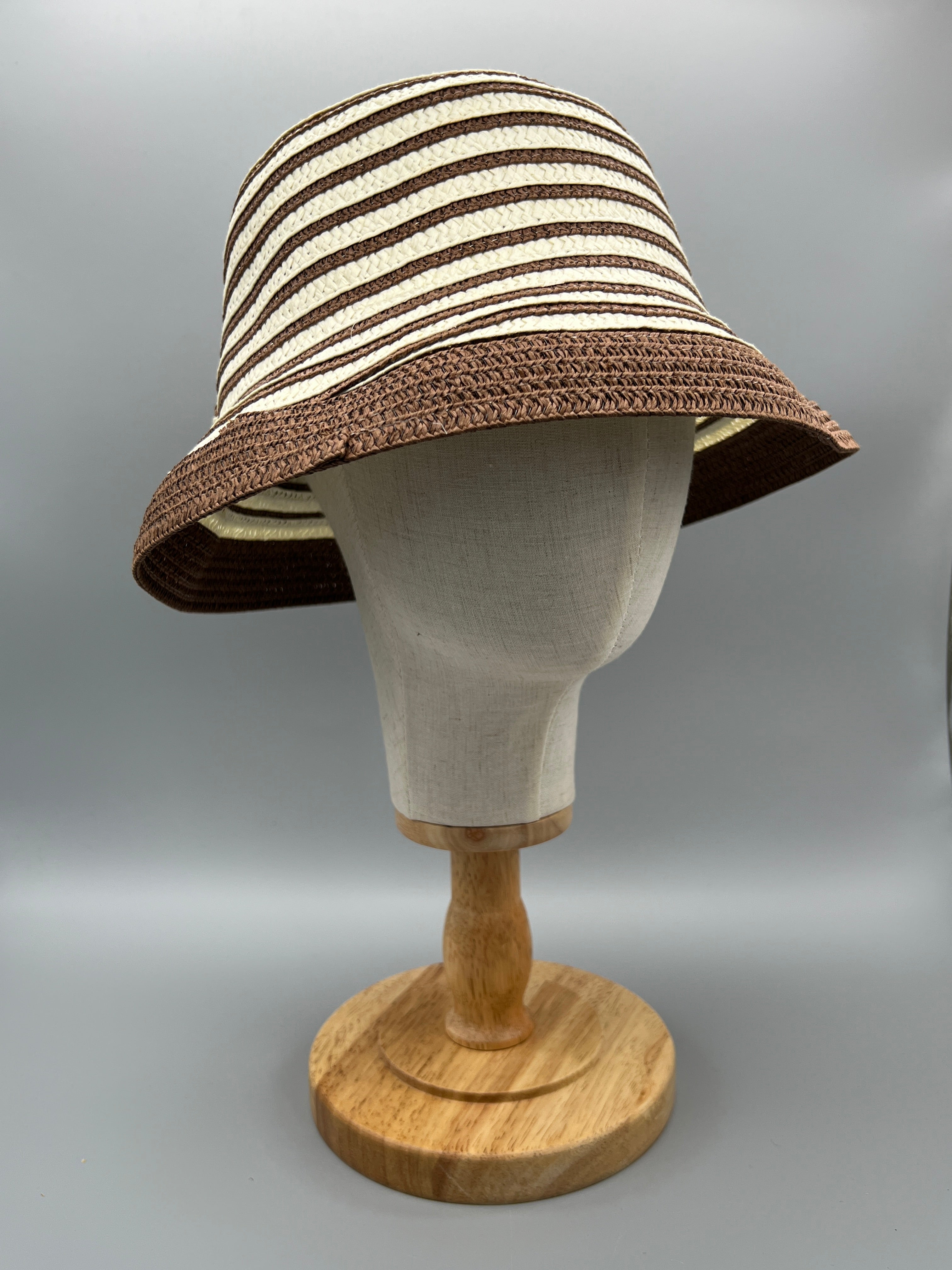 Hat DP-21