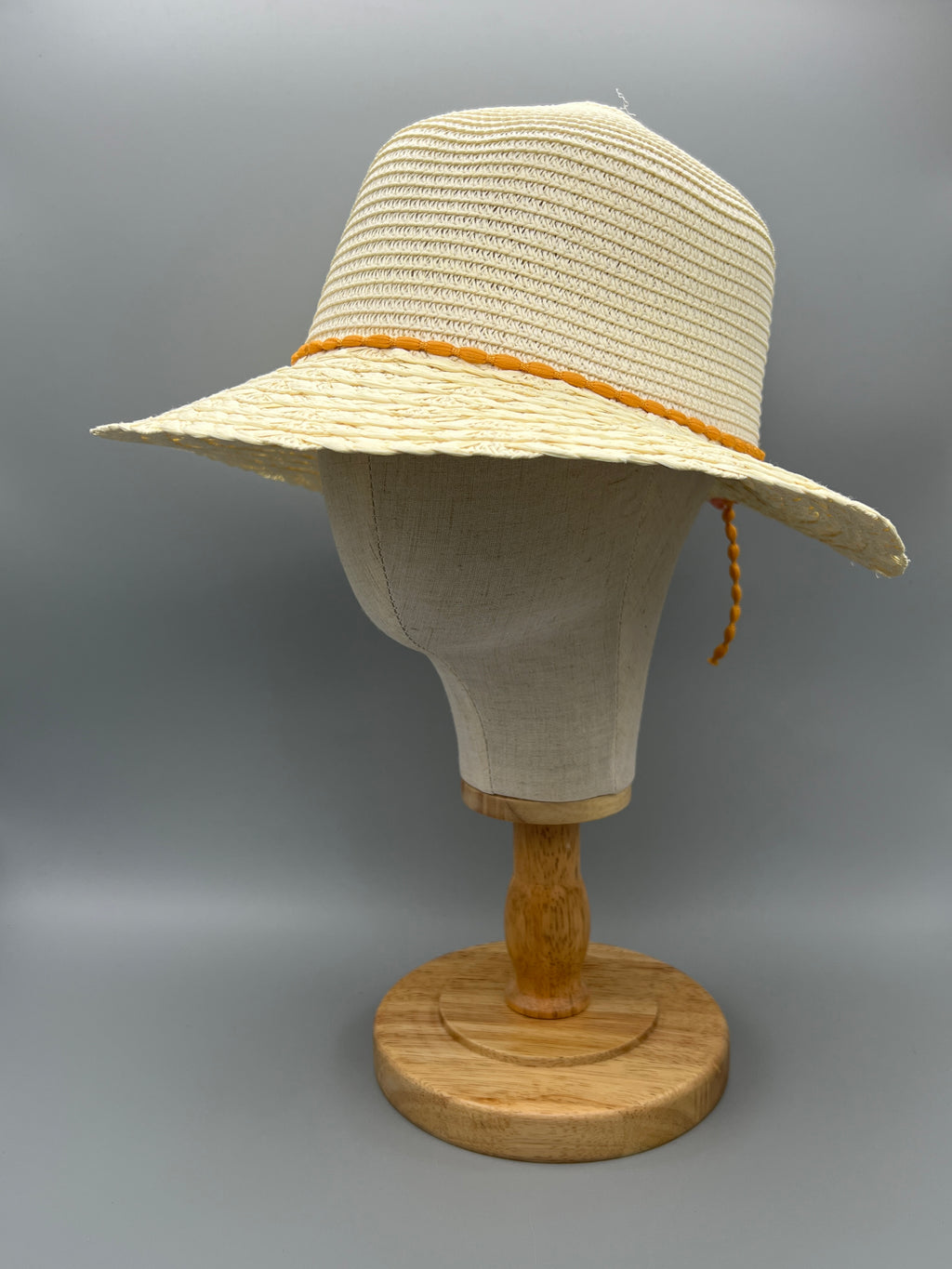 Straw Hat DP-07